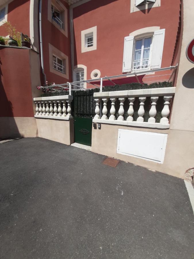 Maison 100 M2, Terrasse 25 M2, Clim, 3 Chbs Avec Tv, Parking Pierrelatte Dış mekan fotoğraf